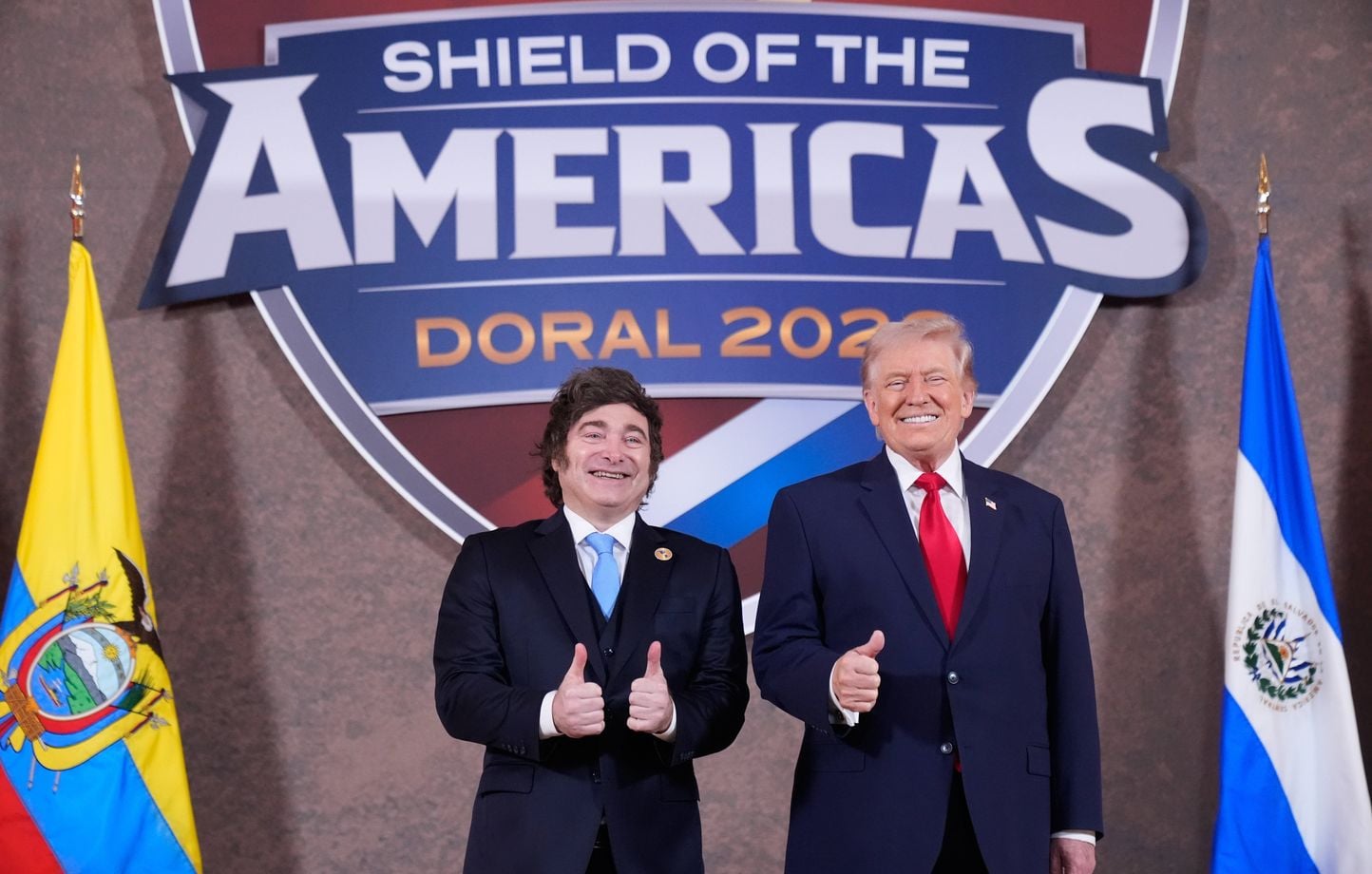 Trump en la final pero Milei no… ¿Lamine Yamal lesionada?…. Sigue la noche con nosotros… Trump en la final pero Milei no… ¿Lamine Yamal lesionada?…. Sigue la noche con nosotros…